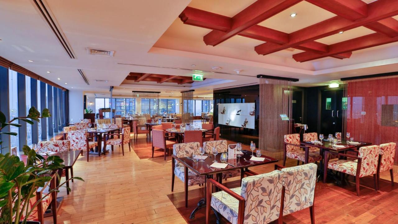 Park Regis Kris Kin Hotel Dubái Exterior foto The restaurant
