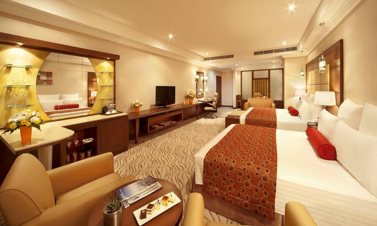 Park Regis Kris Kin Hotel Dubái Habitación foto Deluxe Suite